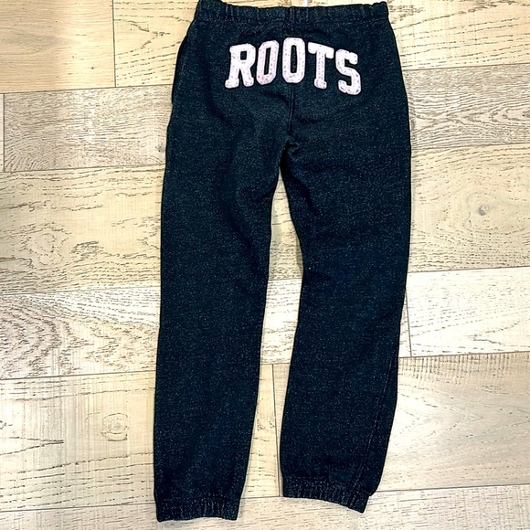 Roots Sweats with ROOTS on bum, pink lettering, sz 10 children’s - Picture 2 of 4